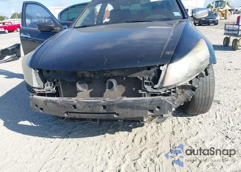 2011 Honda Accord 2.4 Se z USA, uszkodzony, nr VIN 1HGCP2F64BA016331